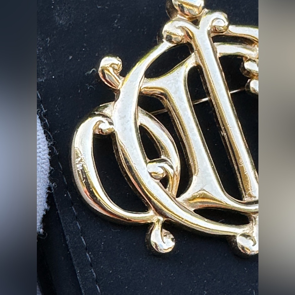 Genuine vintage CHRISTIAN DIOR intertwined logo crest brooch pin gold Authentic - Picture 8 of 14